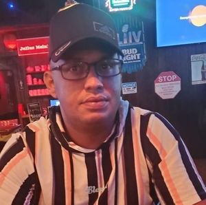 Meet your Posher, Yesandi